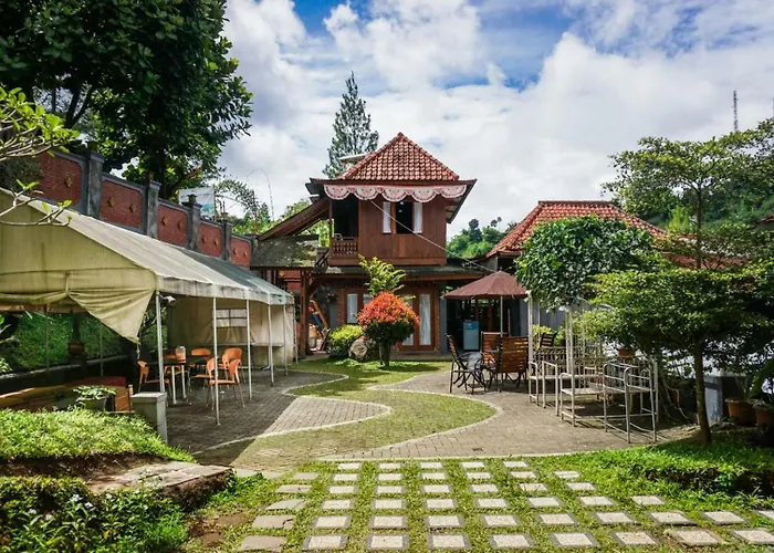 Bantal Guling Villa Lembang